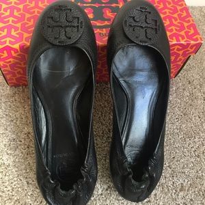 Black Tory Burch Flats (Reva)up